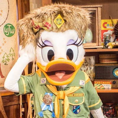 デイジーダック| キャステル | CASTEL ディズニー情報