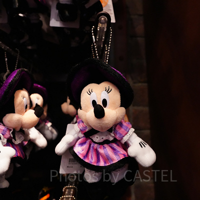 ミニーぬいぐるみバッジ（2022年ディズニーハロウィングッズ
