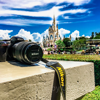 ミッキー＆フレンズ：レンズキャップストラップ| キャステル | CASTEL