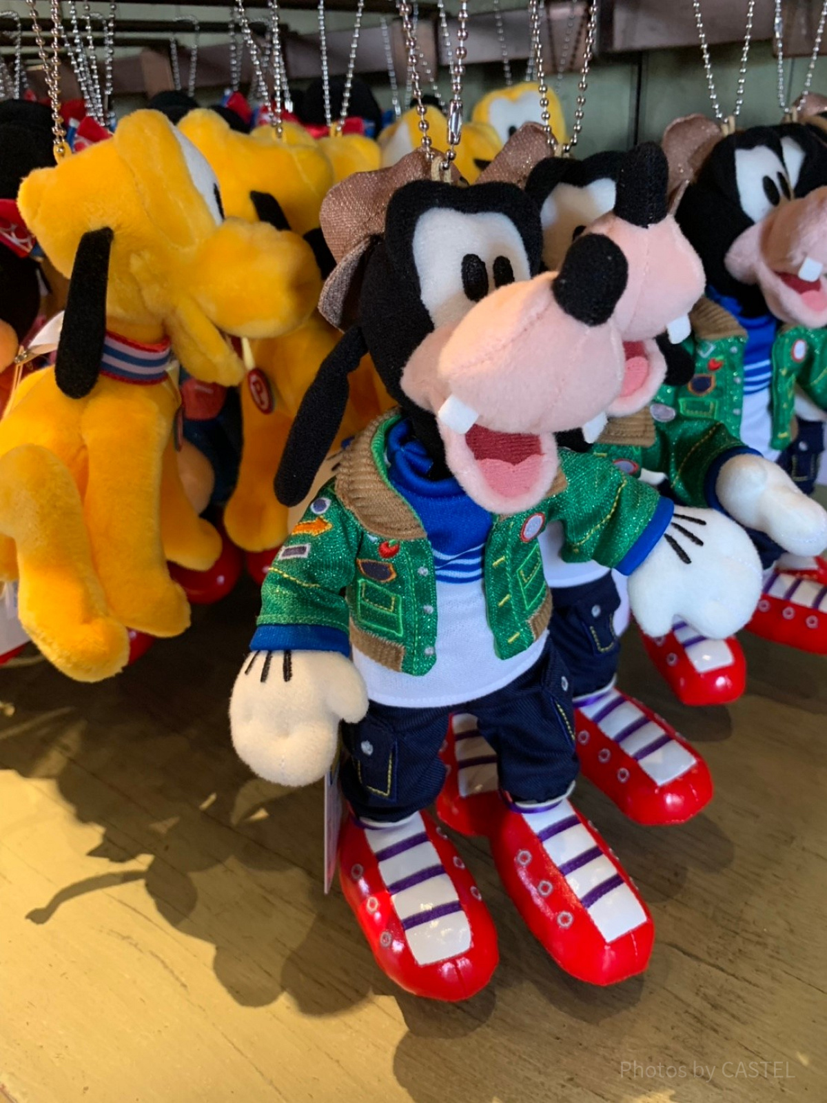 グーフィーぬいぐるみバッジ| キャステル | CASTEL ディズニー情報