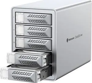 Yottamaster VN500C3 5 Bay Hard Drive Enclosure, 10Gbps Daisy-Chain