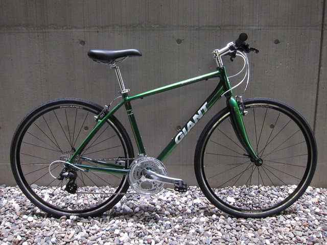 要整備】GIANT ESCAPE R3 2018 要整備】GIANT ESCAPE R3 2018 GIANT