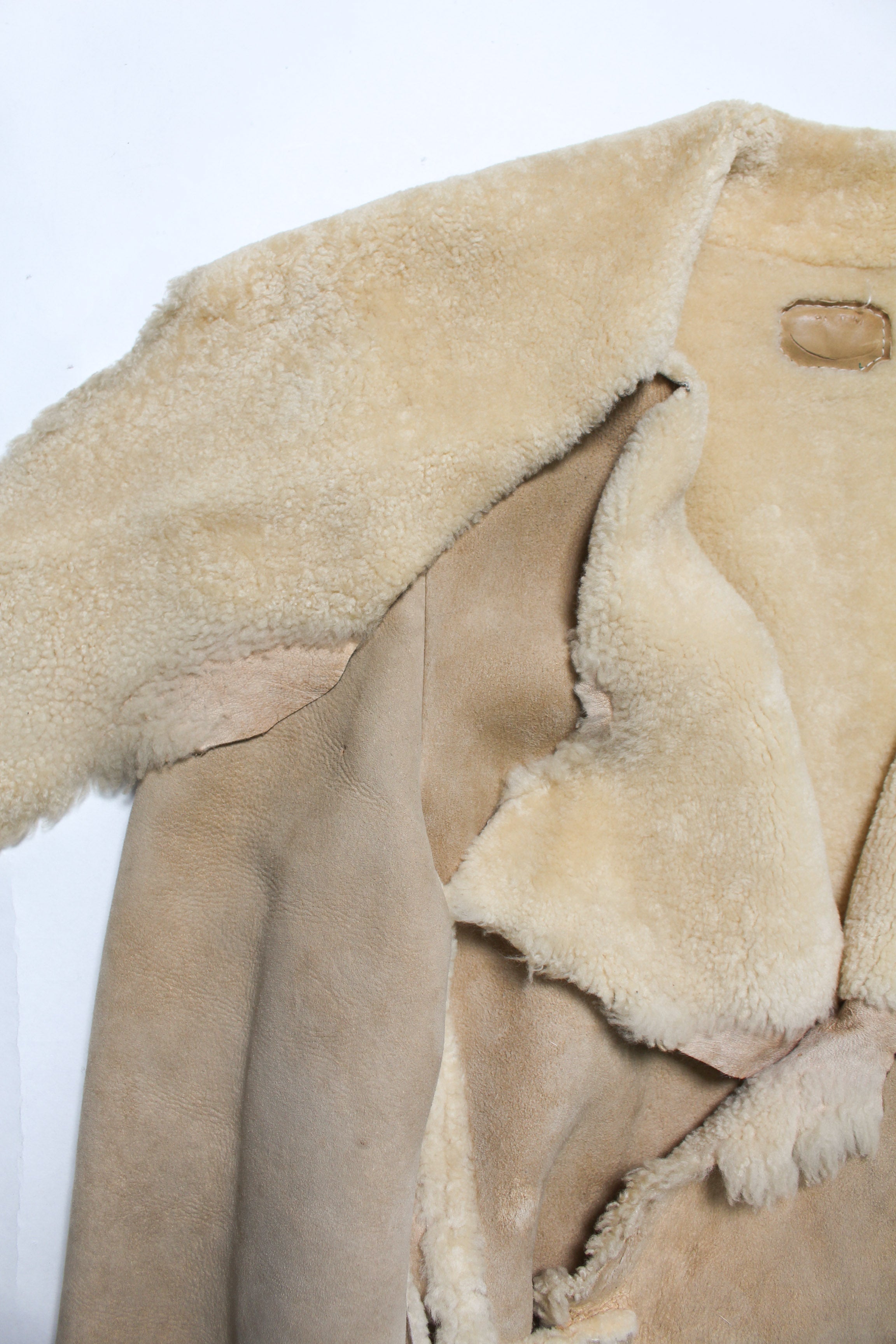 USED in STOCK】MOUNTAIN RHYTHM – MOUTON COAT 70s – C30 - BOW WOW