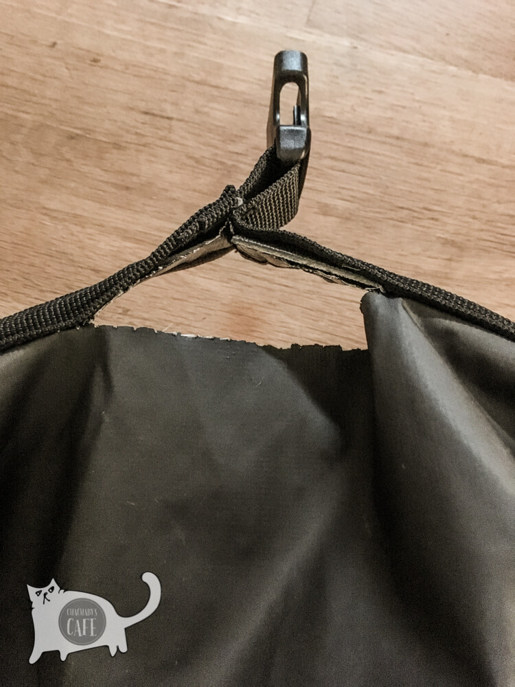 レビュー】スノーピークの「バレルバッグ」防水性があり、濡れたテント