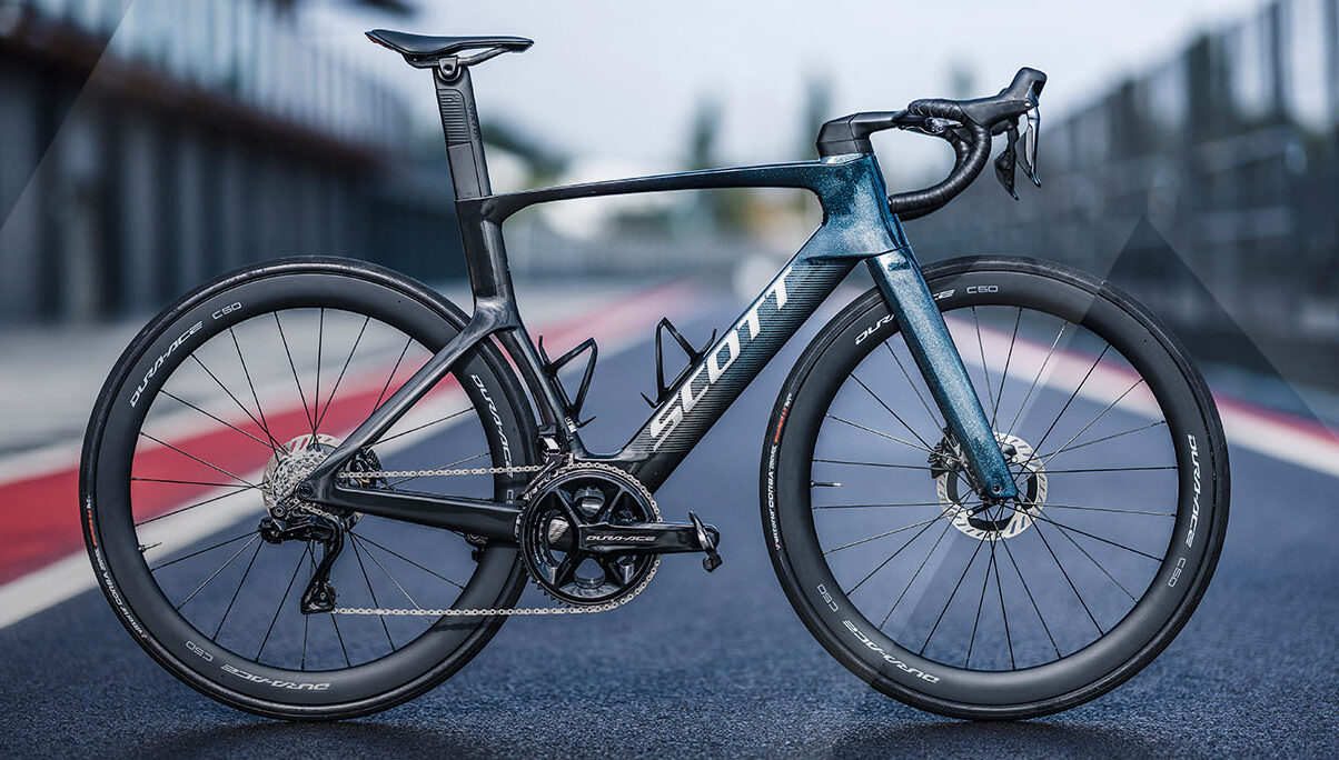 Scottから新しいフレーム設計を取り入れたScott Foil RCがエアロに軽量