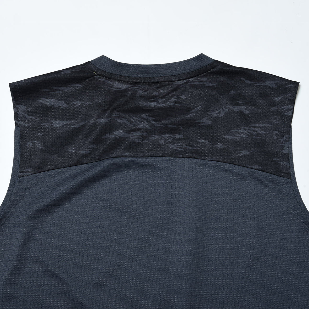 PUMA × CHARBON SLEEVELESS T-SHIRTS
