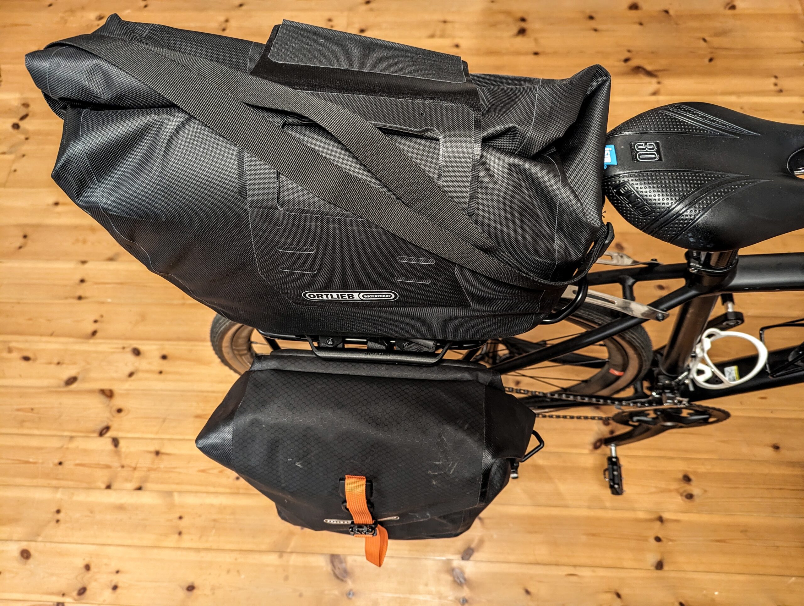 トランクバッグRCの取り付けで問題発生 | ちゃりできゃんぷ