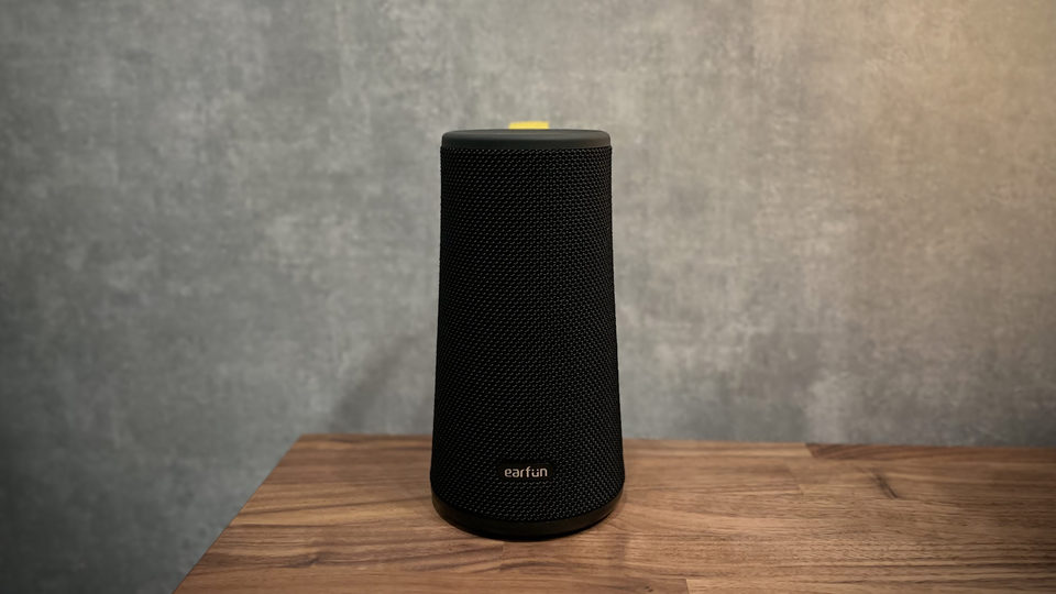 EarFun UBOOMレビュー】5000円で買える高音質360度スピーカー