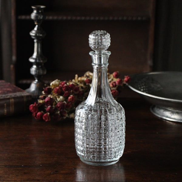 実用して楽しみたいデキャンタ（高さ27cm） イギリスアンティーク