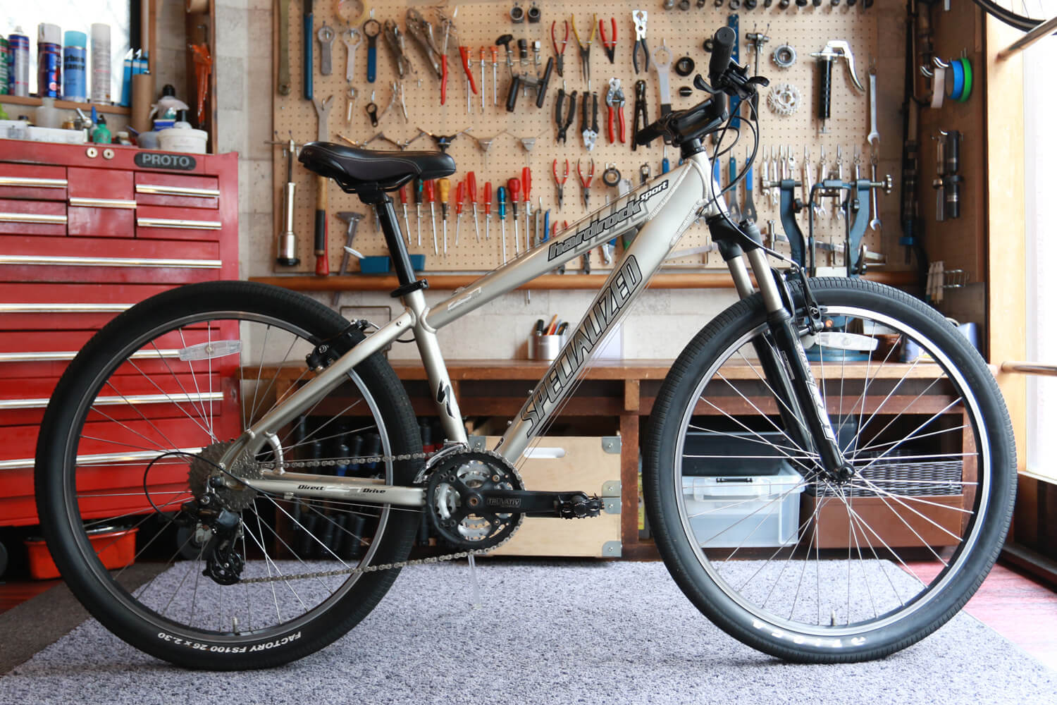 スペシャライズド ハードロック スポーツ｜マウンテンバイク｜中古車