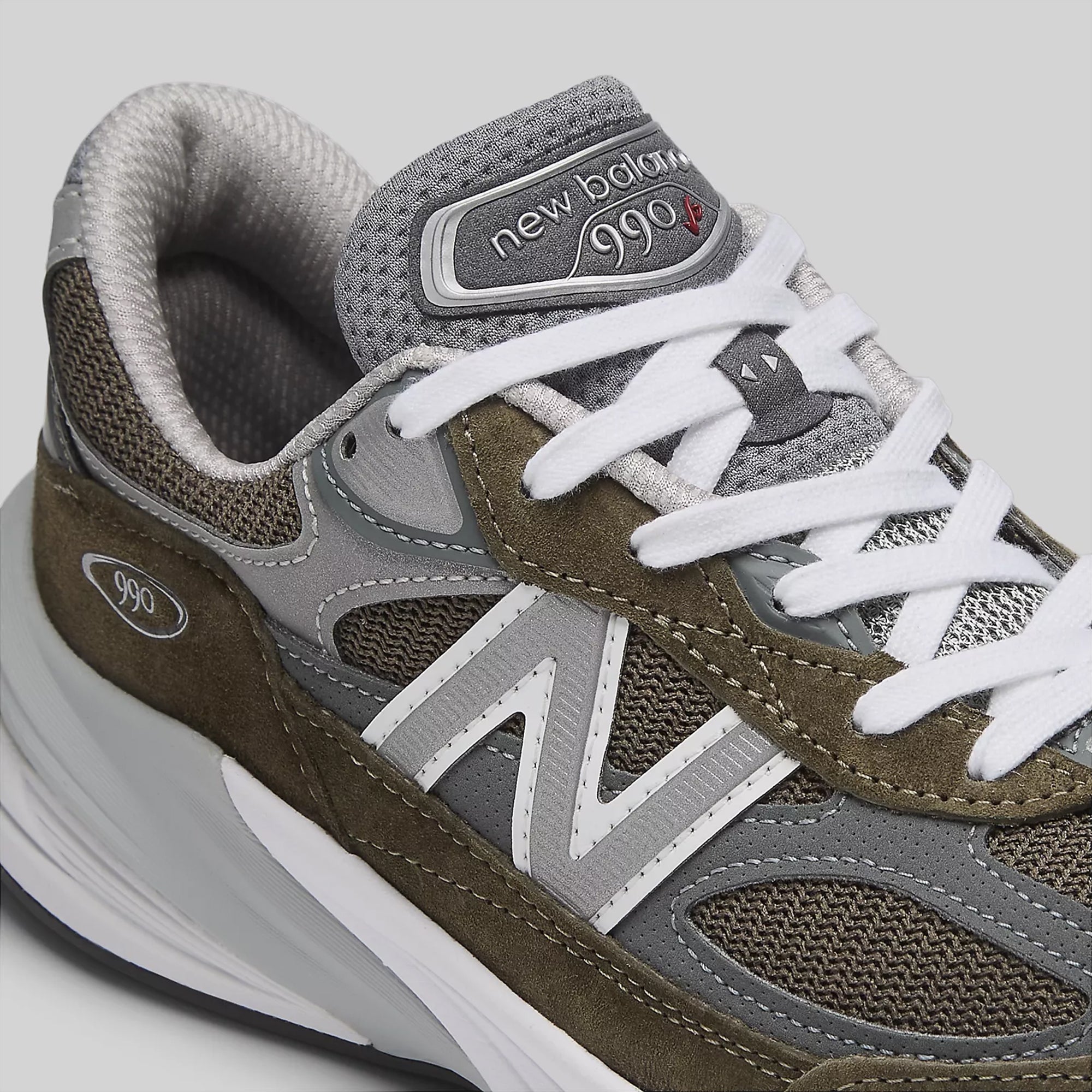 Unisex New Balance Made in USA 990v6 Olive | Chicago City Sports