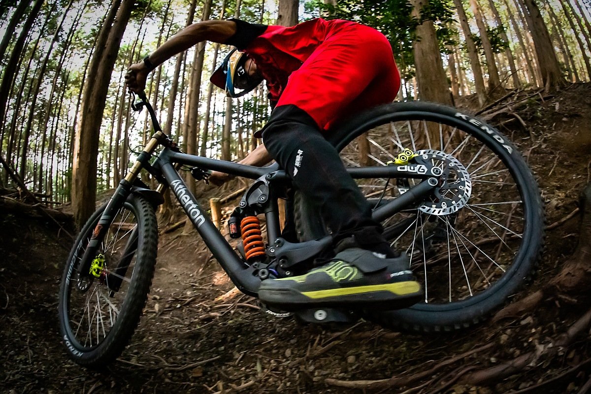 マウンテンバイク競技を間近で見るチャンス！DOWNHILL SERIES 2021 第5