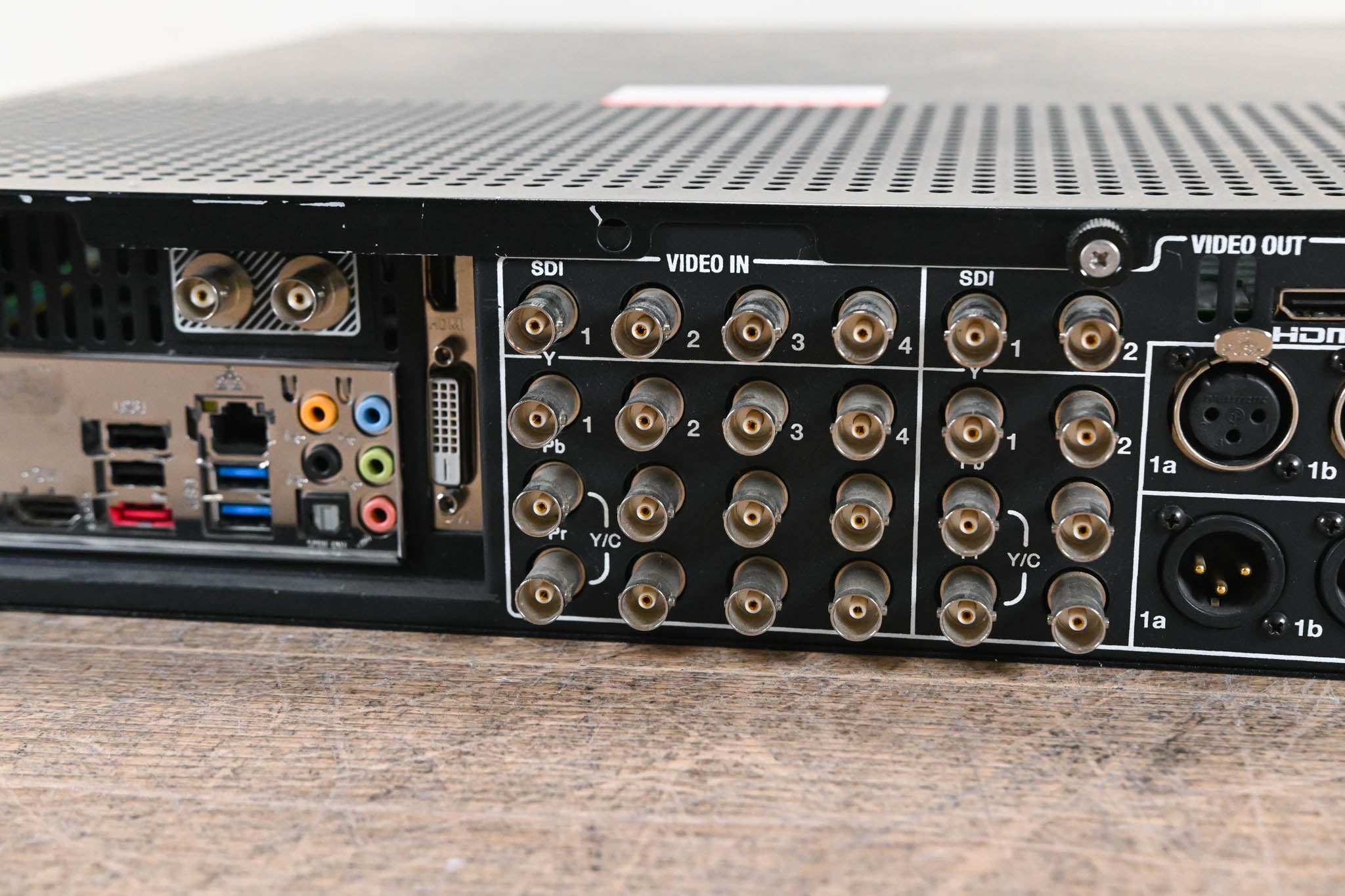 NewTek TCXD460 TriCaster 460 w/ XD460 Control Surface CG005V6