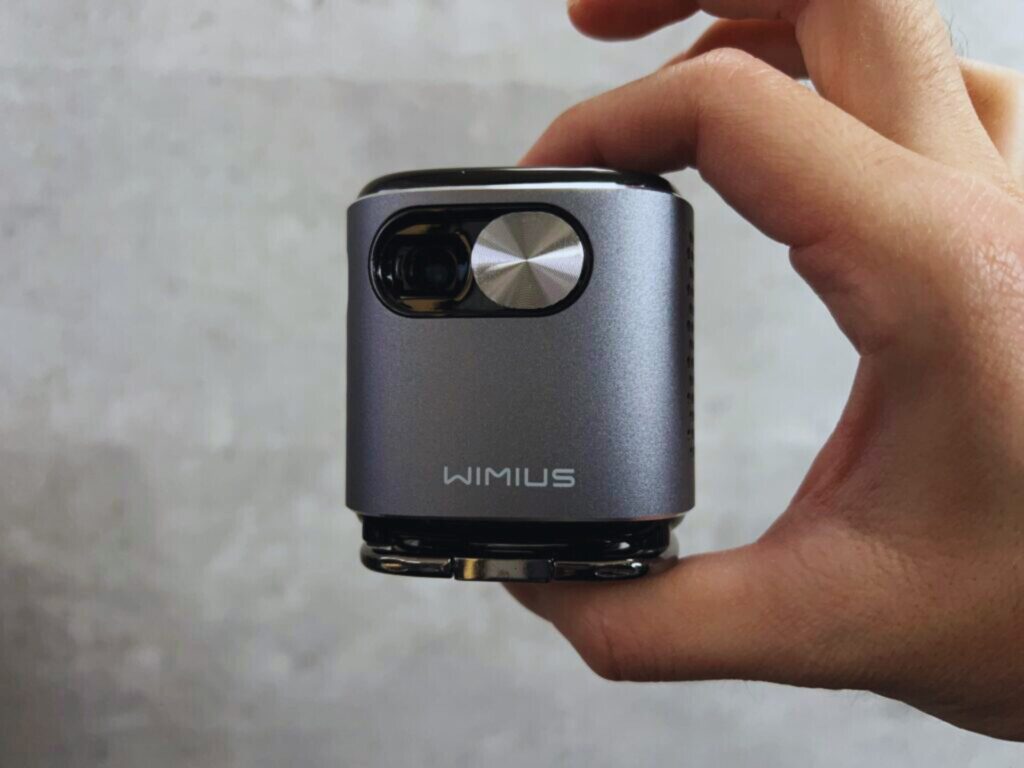 キャンプに最適のモバイルプロジェクター】WIMIUS Q2を徹底レビュー