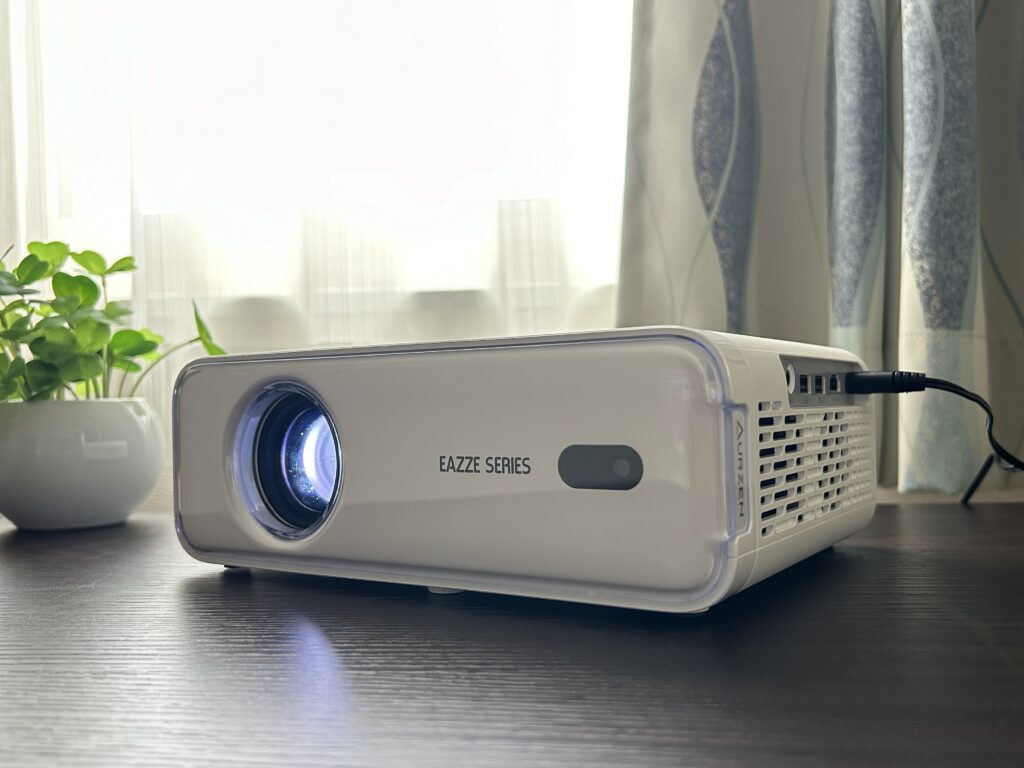 新時代の格安機】Aurzen D1プロジェクターを徹底レビュー【フルHD・OS