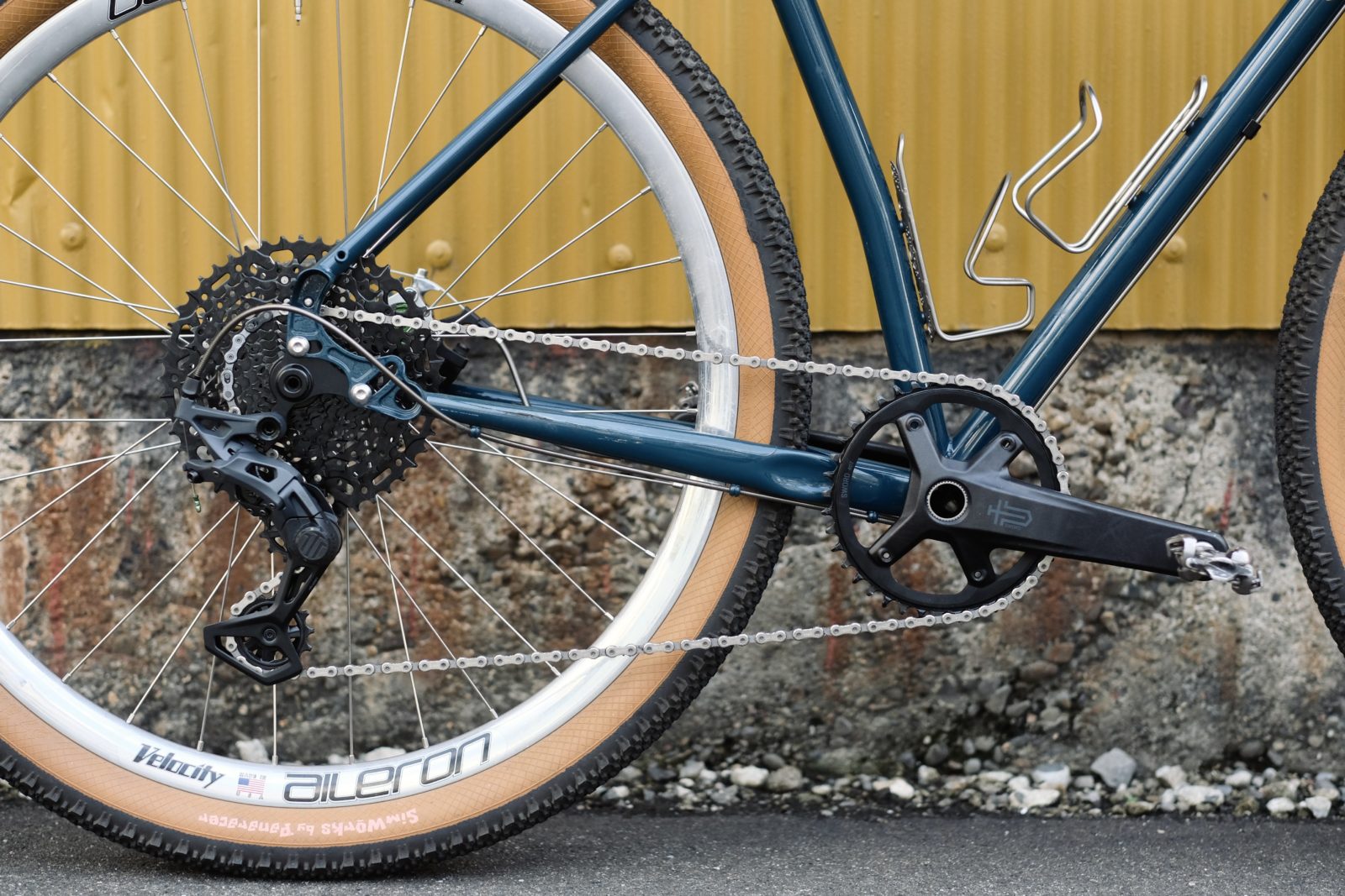 microSHIFT】 New Gravel Component SWORD を日本で一番最初に触って