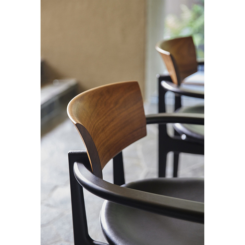 CHIC ARM CHAIR｜柏木工｜コンフォートQ｜阪急百貨店のインテリアショップ