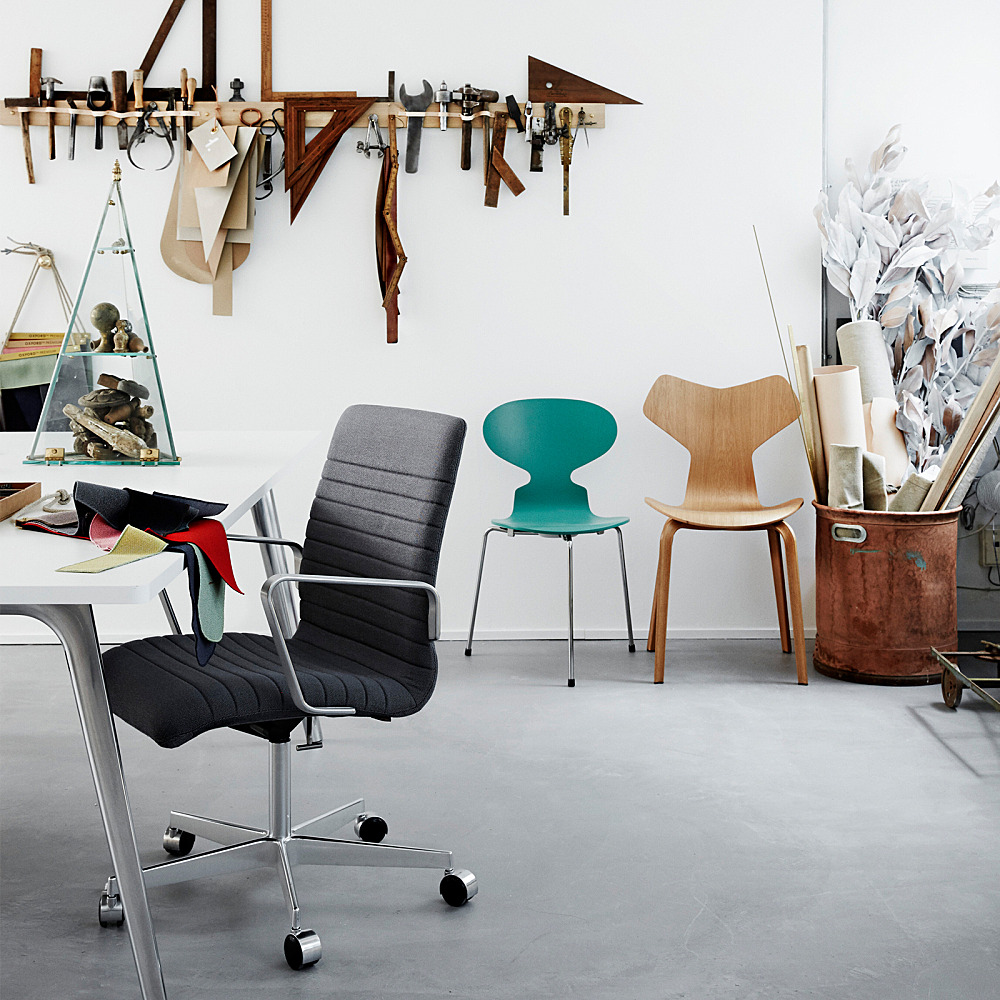 ANT CHAIR 3100｜フリッツ・ハンセン｜コンフォートQ｜阪急百貨店の