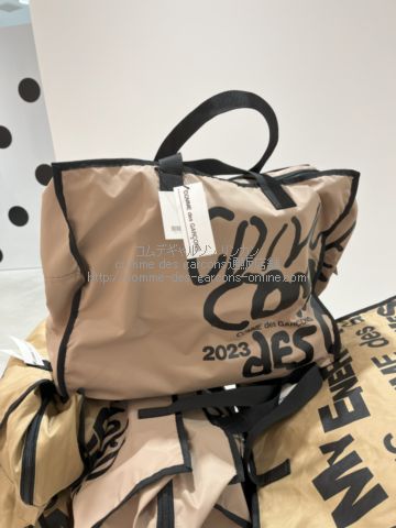 コムデギャルソン 手書き風ロゴバック-2023ホリデー・クリスマス限定