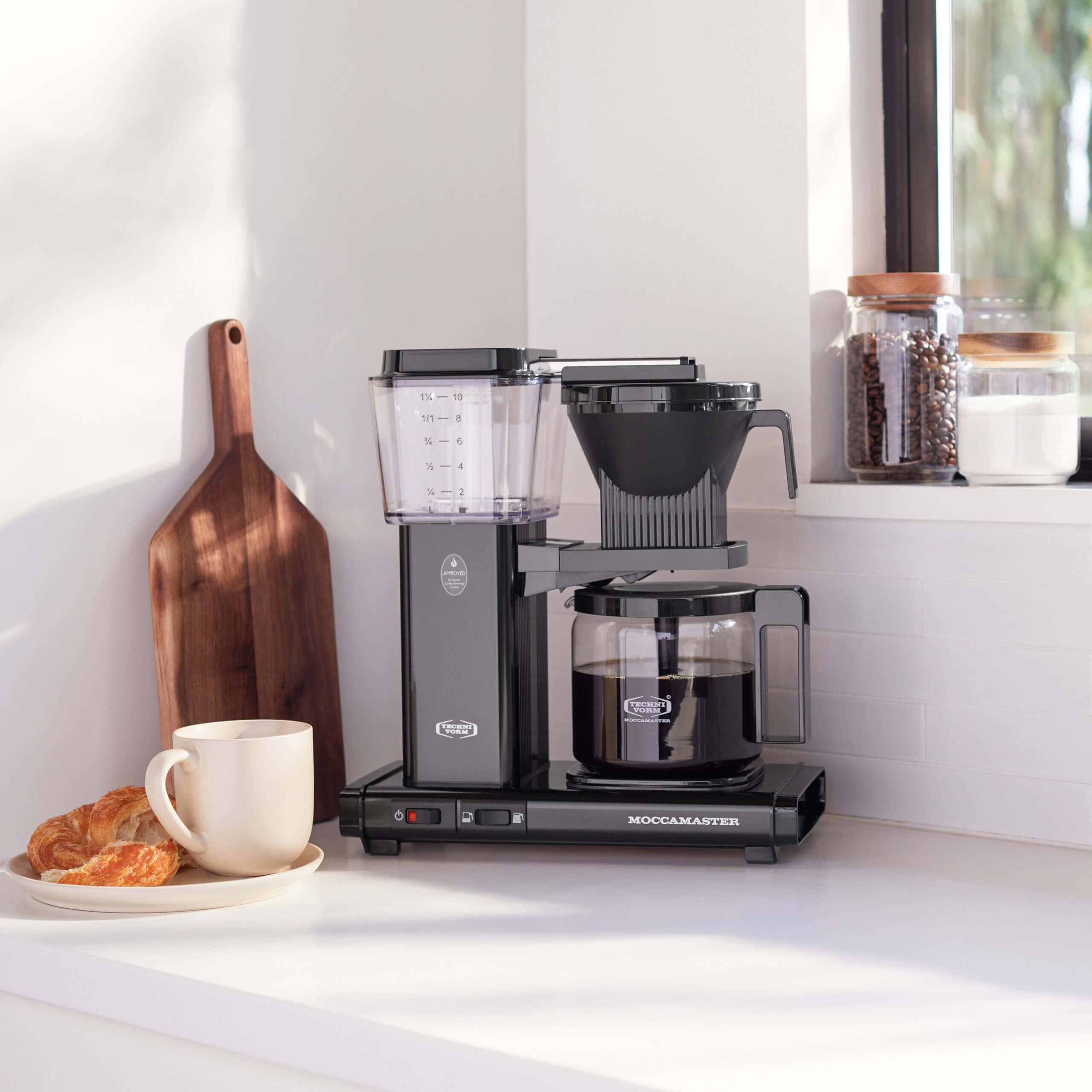 コーヒーメーカー・エスプレッソマシン Supreme Moccamaster KBGV