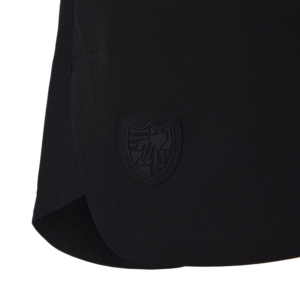 NB公式 - ニュースリリース - ニューバランス FC東京限定プロダクト