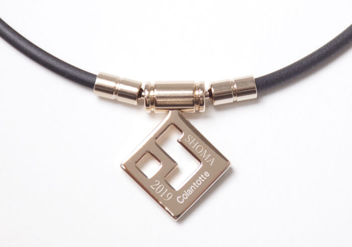 宇野昌磨選手着用カラーのシャンパンゴールド×パープルラメ 医療機器