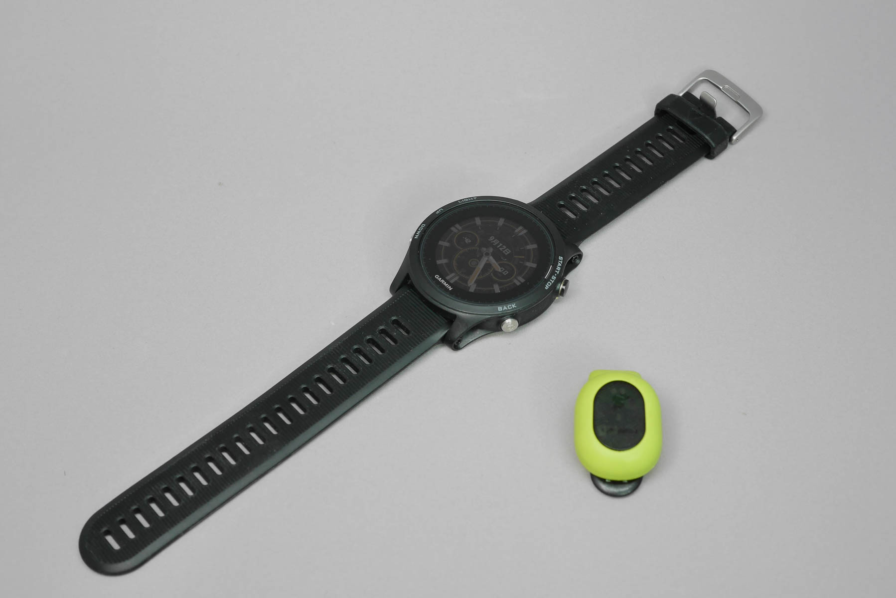 GPSウォッチ「ForAthlete 935」レビュー。精密さと使い勝手のよさで