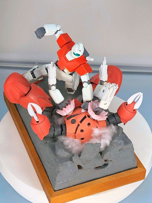 ジムがシャアにカウンターパンチ？ “おもしろ系”モデラ―が作る名シーン