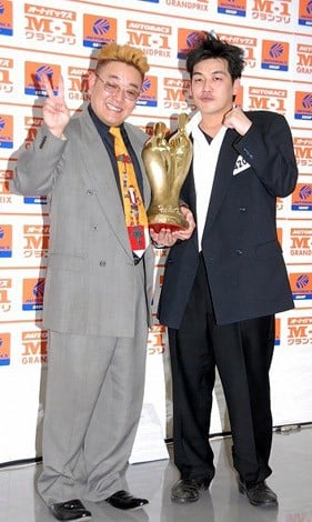 M-1王者サンドウィッチマン 史上初の敗者復活から逆転劇 | オリコン