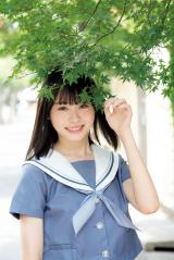 日向坂46高橋未来虹、王道制服＆部屋着姿を披露 『アップトゥボーイ