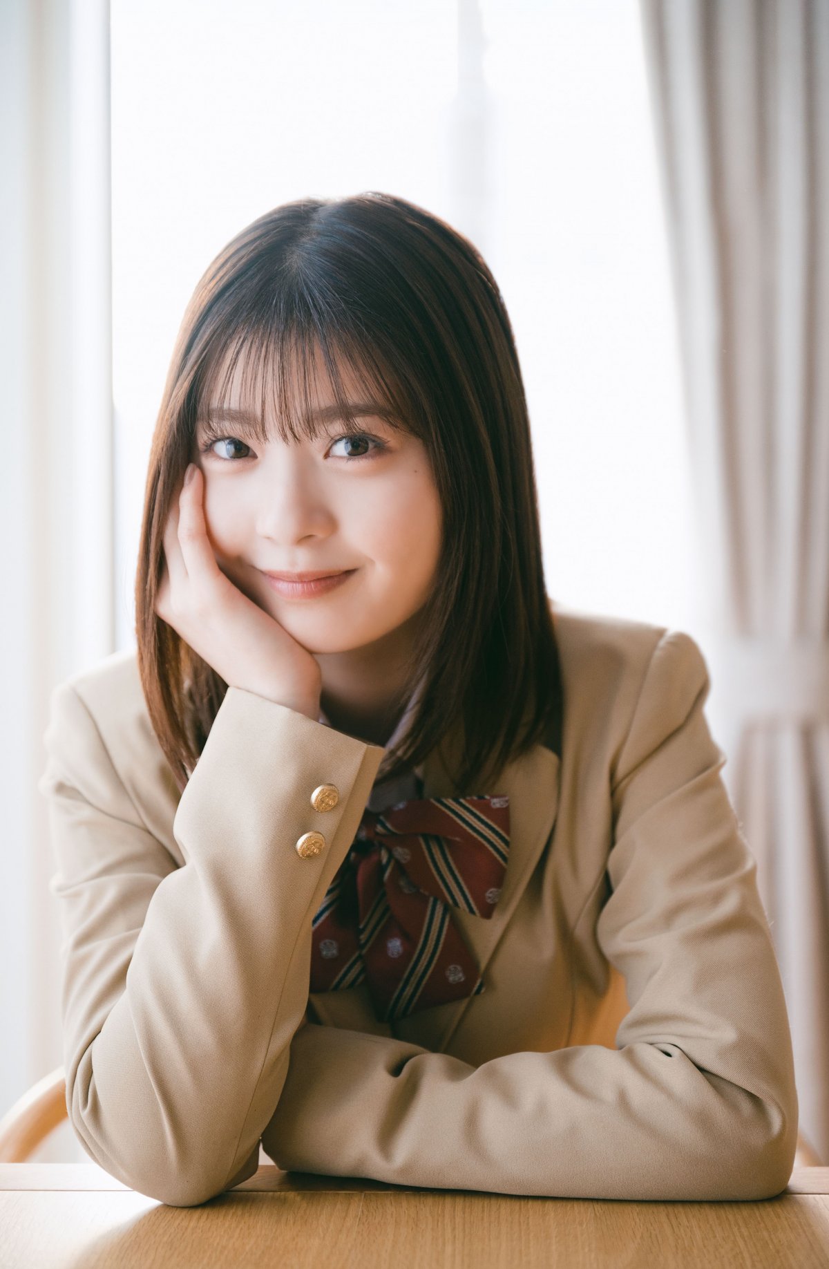 ギーツ』ヒロイン・星乃夢奈『サンデー』初表紙 グラビアは「部活引退