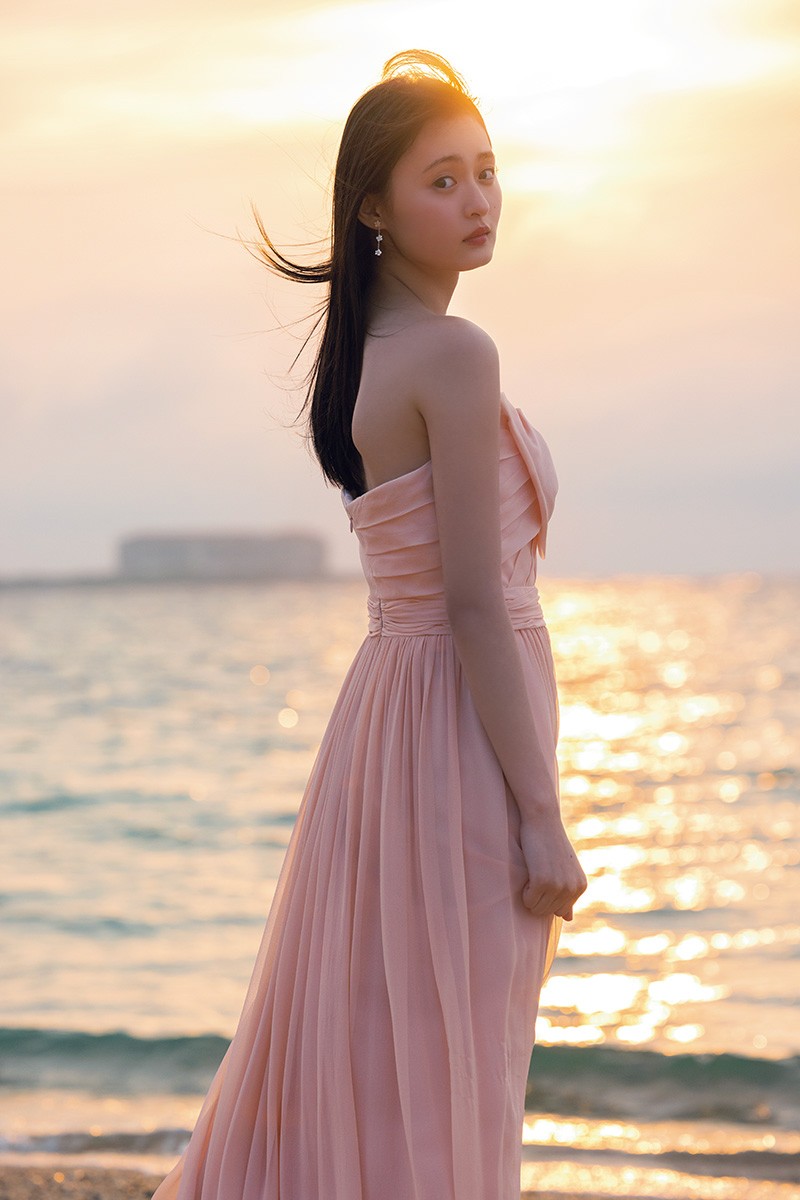 画像・写真 | 乃木坂46遠藤さくら、白水着カット解禁「これで日焼け