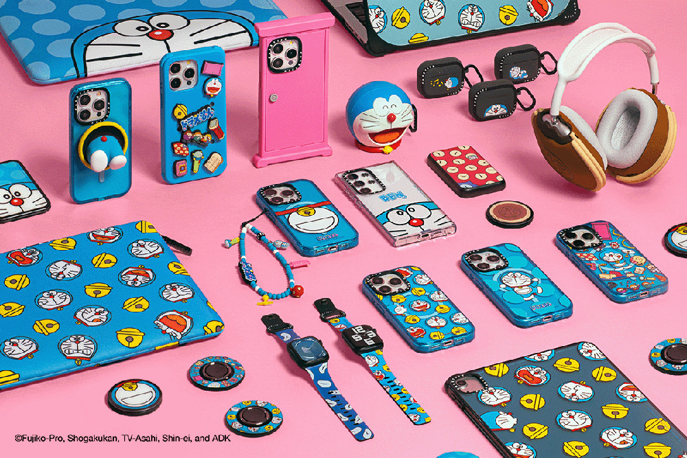 CASETiFY」が『ドラえもん』とコラボ “どら焼き”ヘッドホンケース