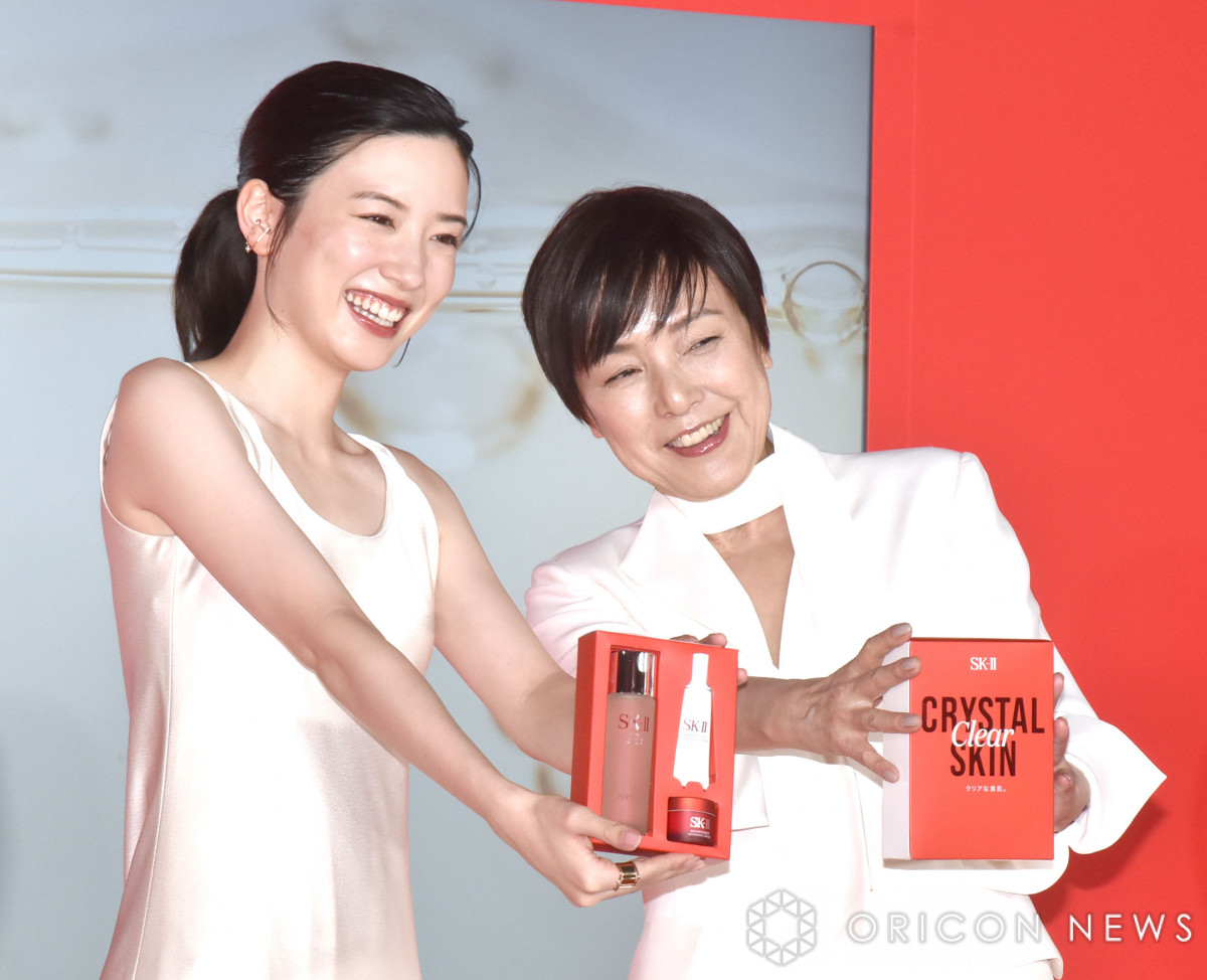 桃井かおり、SK-IIのアンバサダー務めて30年「まぁ私が作ったと言って