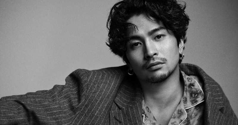 King Gnu・常田大希が新CMに登場 “心を燃やす”音楽制作の裏側に密着