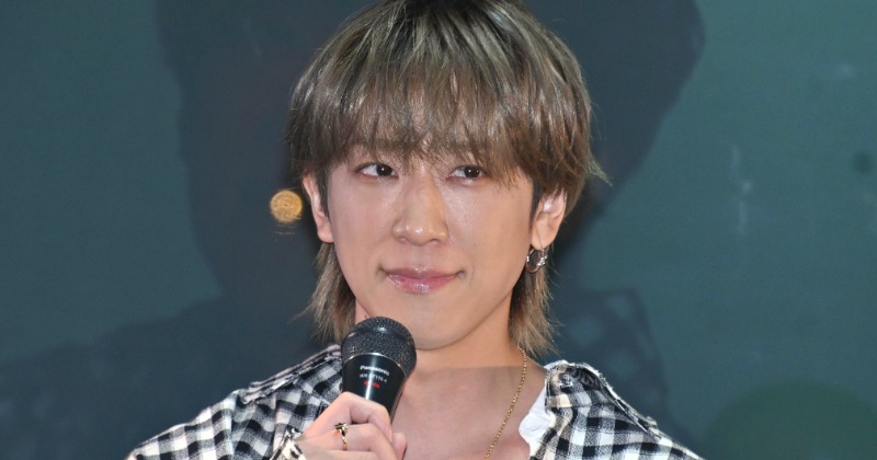 NEWS小山慶一郎、第1子誕生発表後初公の場で笑顔 メンバー3人そろって