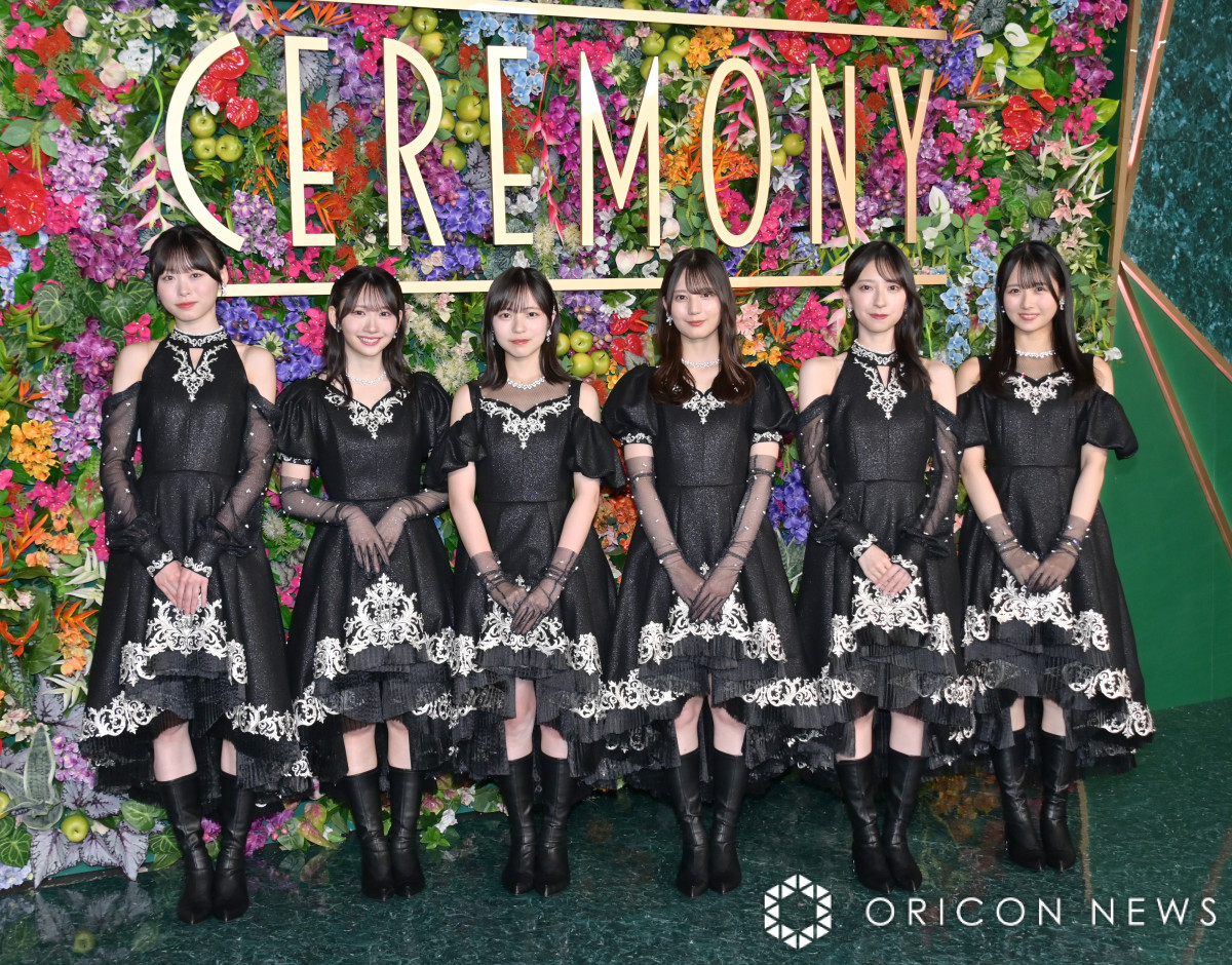 画像・写真 | 日向坂46、シックな黒の大人ドレスで圧巻の“美” グリーン