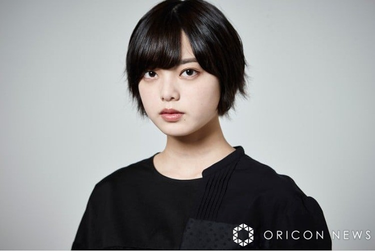 平手友梨奈、欅坂46＆乃木坂46の楽曲歌う 初ワンマンライブの選曲に