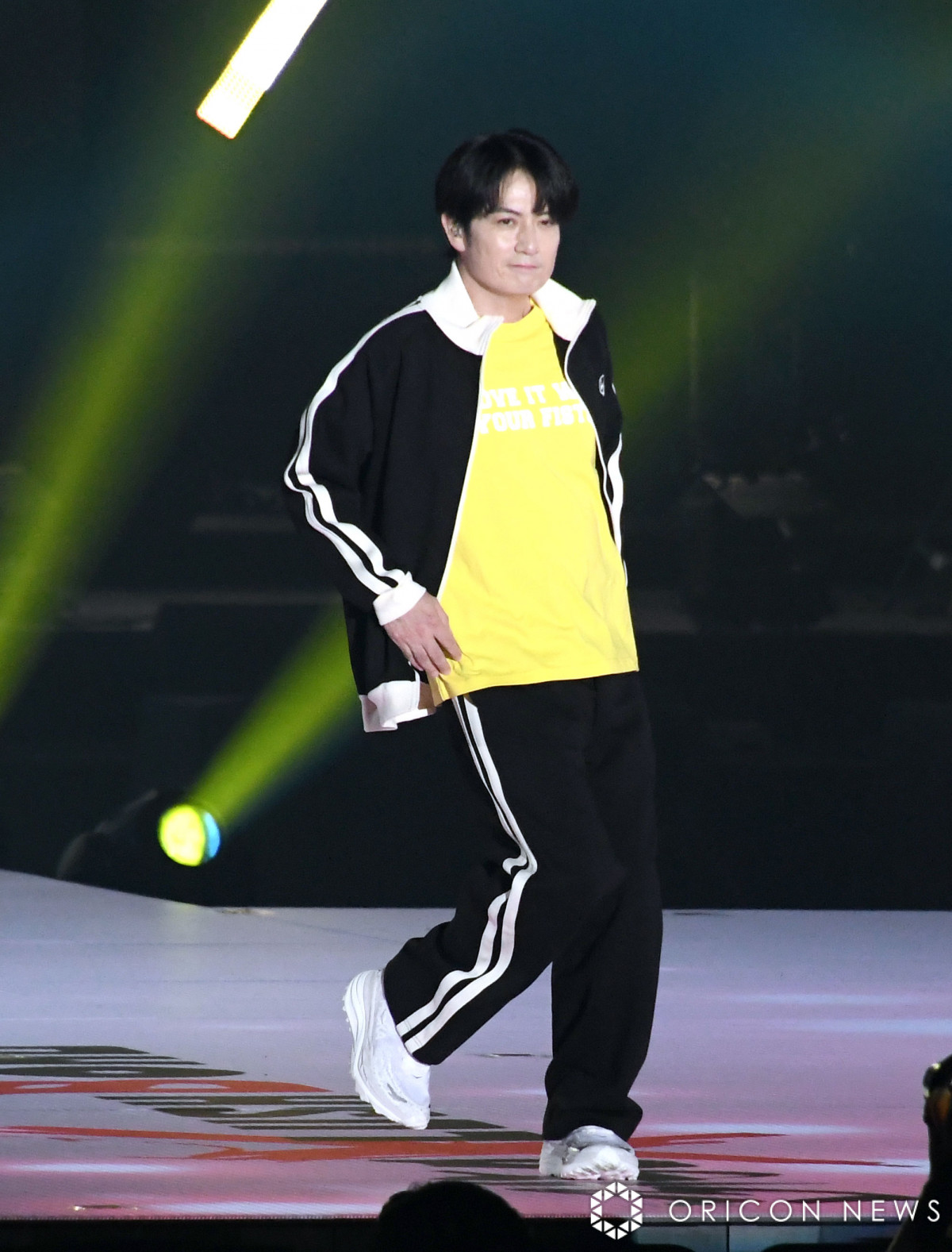 51歳の元光GENJI・佐藤アツヒロ、ファッションランウェイ→ローラー