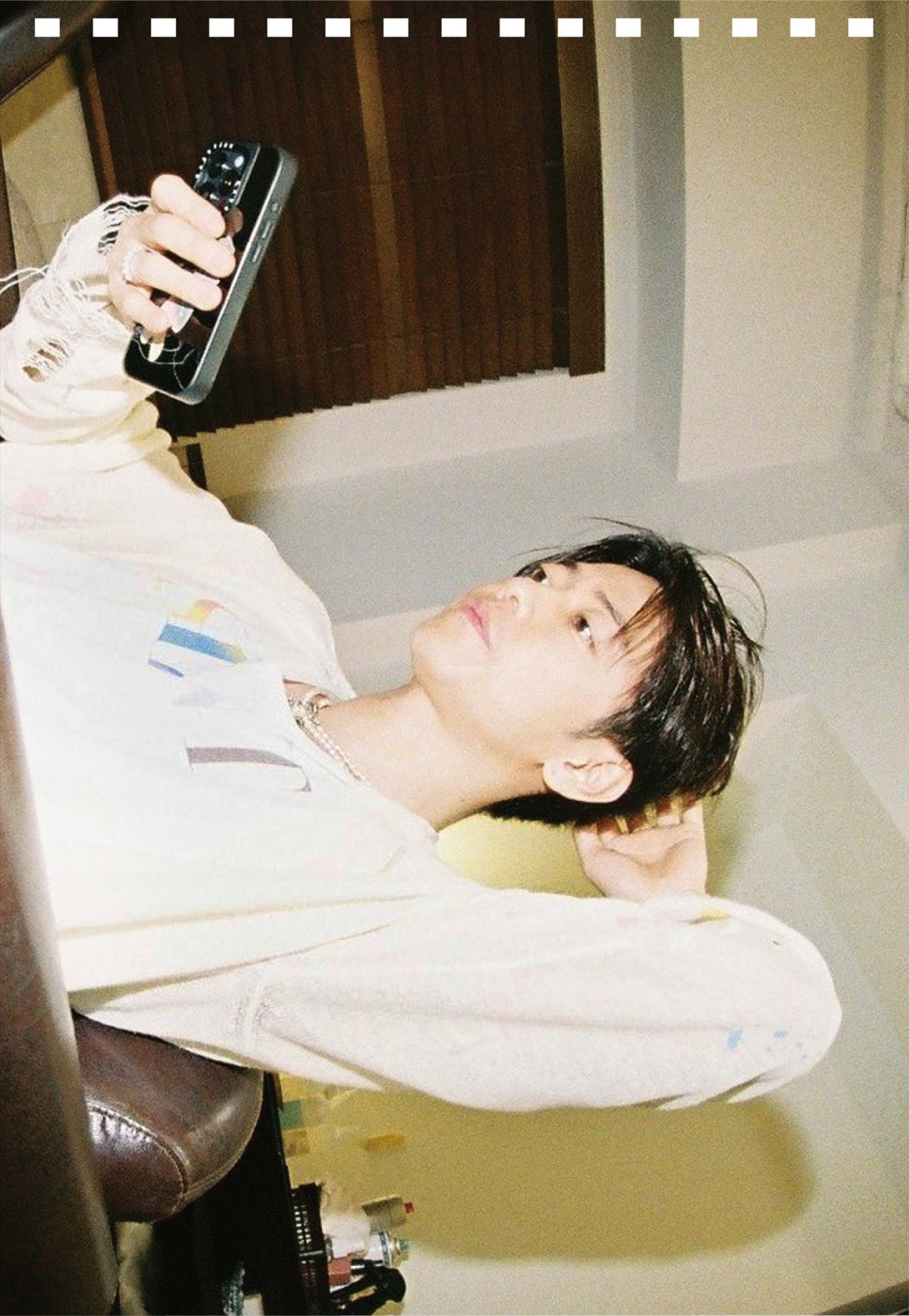 画像・写真 | 佐藤健、2026年カレンダー発売決定 プライベート旅行にも