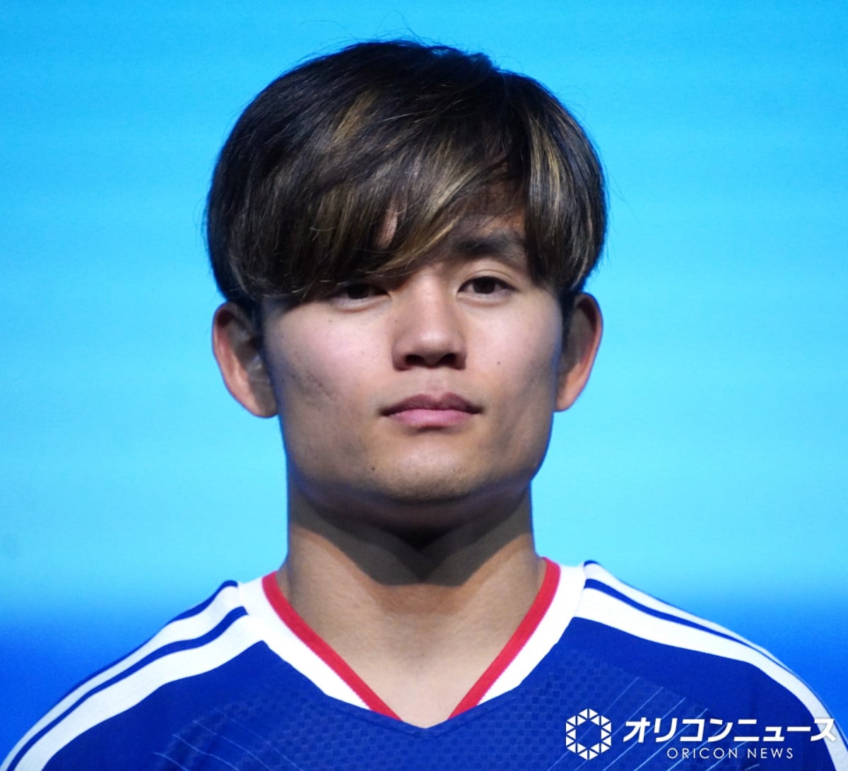 サッカー・久保建英、新ユニフォームに笑顔「僕がデザイナーじゃなくて