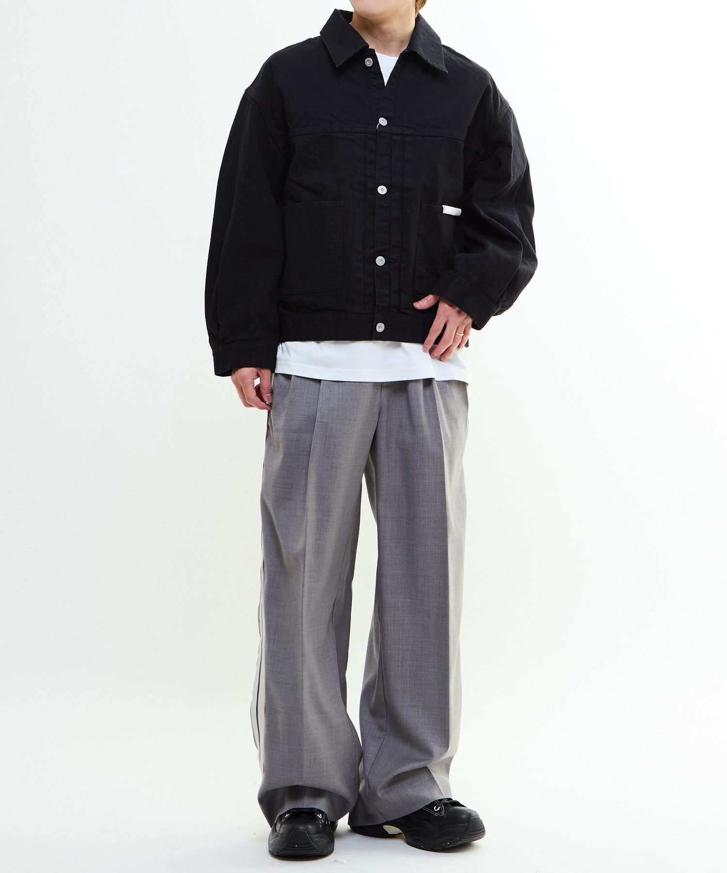 KURO】DENIM JACKET / BLACK｜CONVERSE TOKYO (コンバーストウキョウ