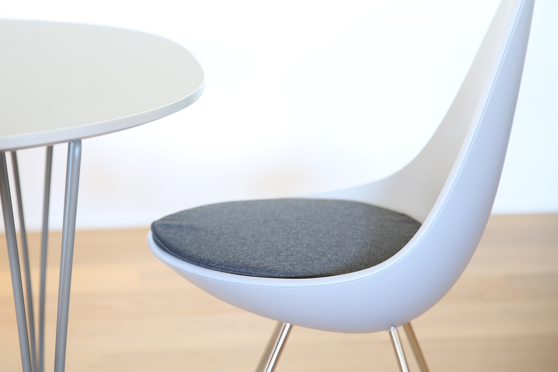 FRITZ HANSEN（フリッツ・ハンセン） / DROP（ドロップチェア