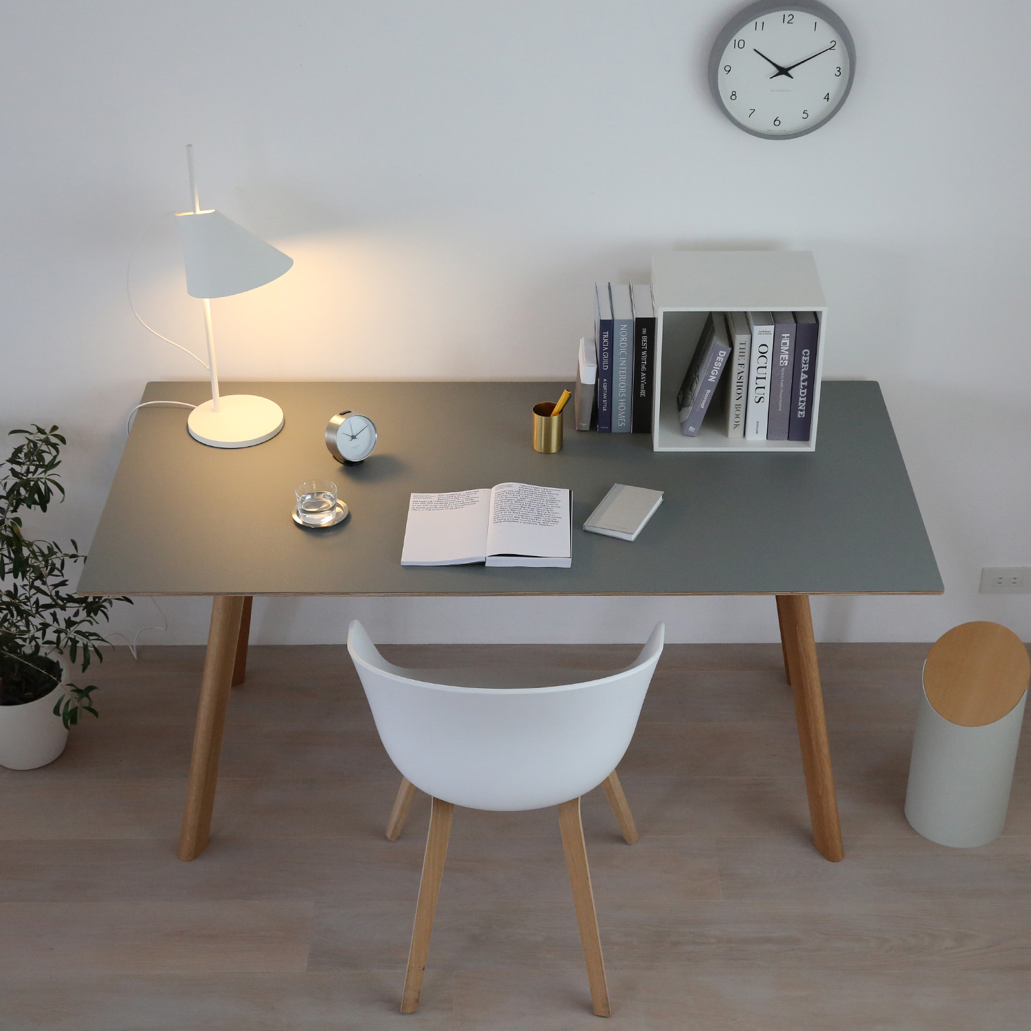 アジア限定販売】HAY（ヘイ） / CPH 30 / グレーリノリウム / テーブル