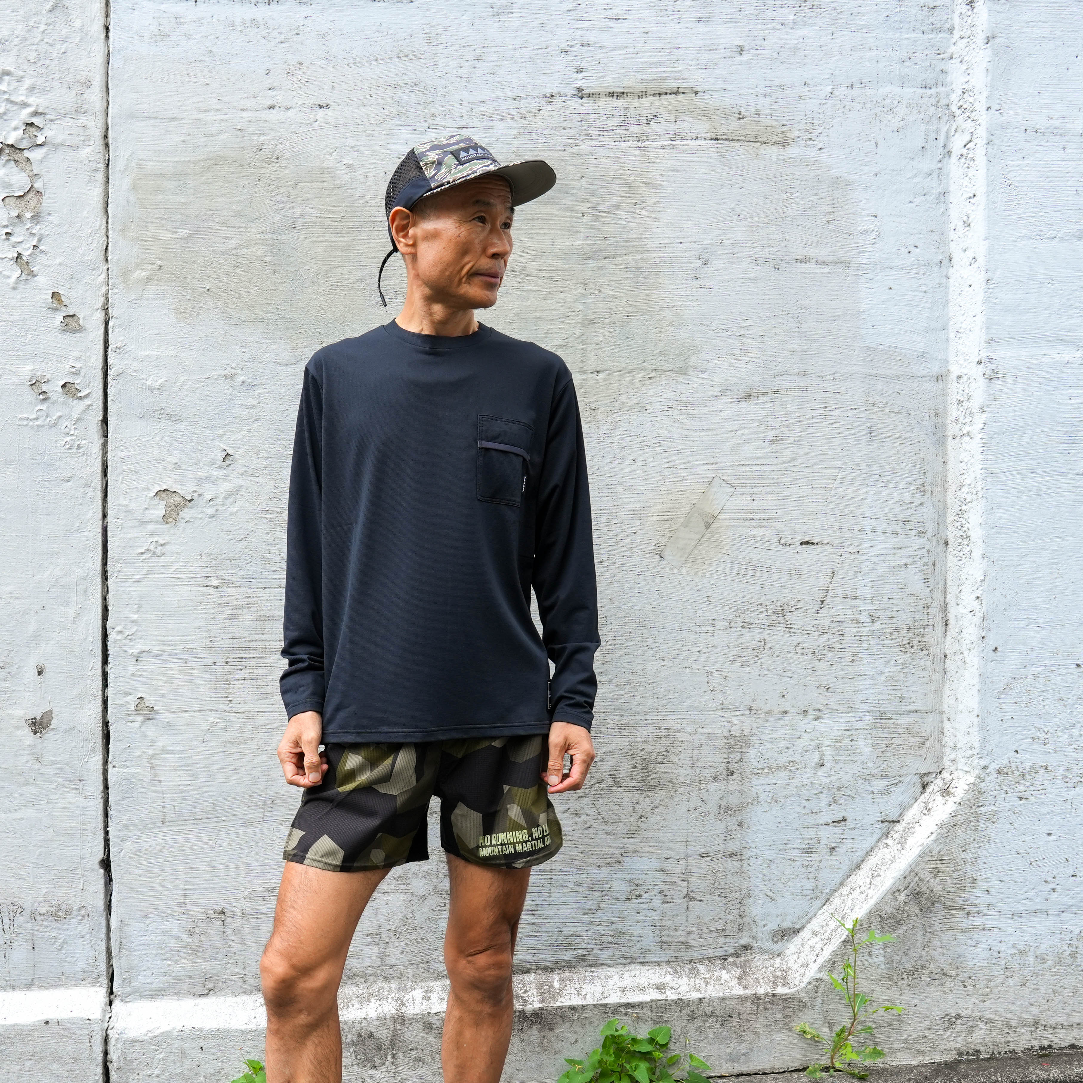 MMA Basic Pocket Long Tee Black – CONNECTED