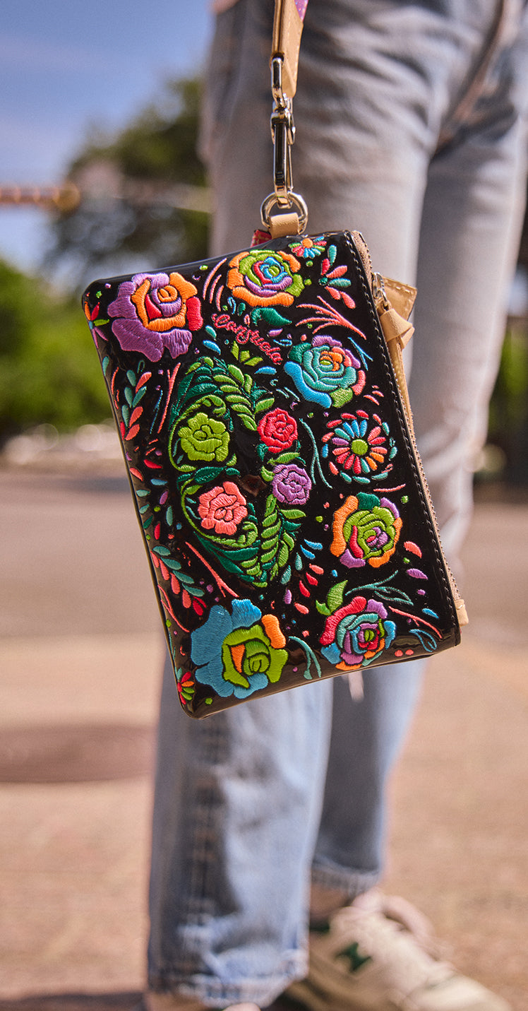 Rita Combi – Consuela