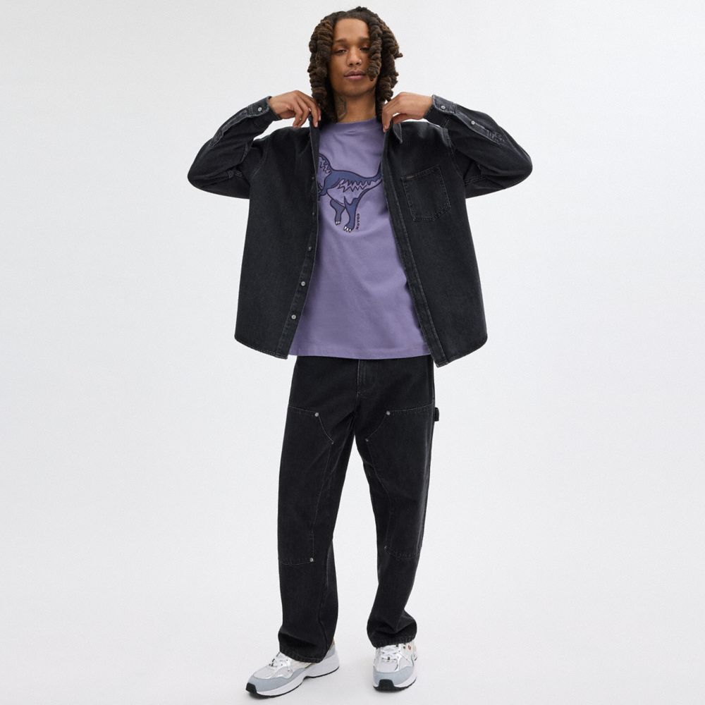 公式】COACH – コーチ | ブラック デニム シャツ・オーガニック コットン