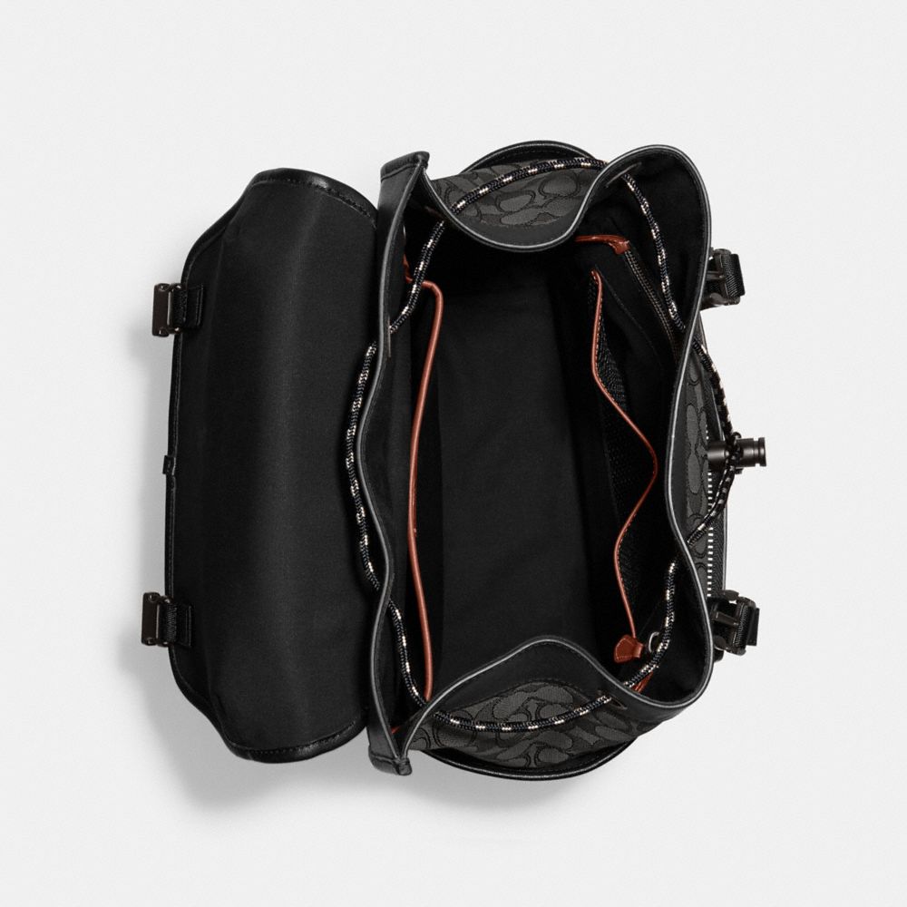 公式】COACH – コーチ | リーグ フラップ バックパック・シグネチャー