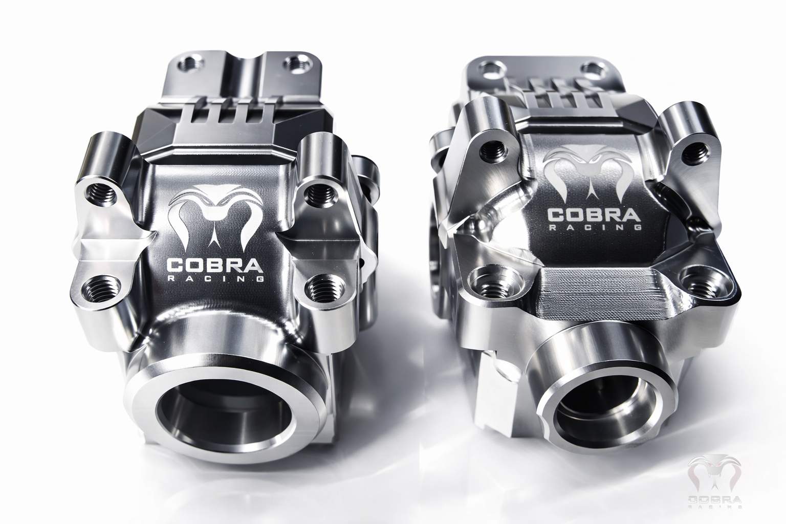 CR Chrome Differential Housing for Traxxas Slash & Rustler 4x4