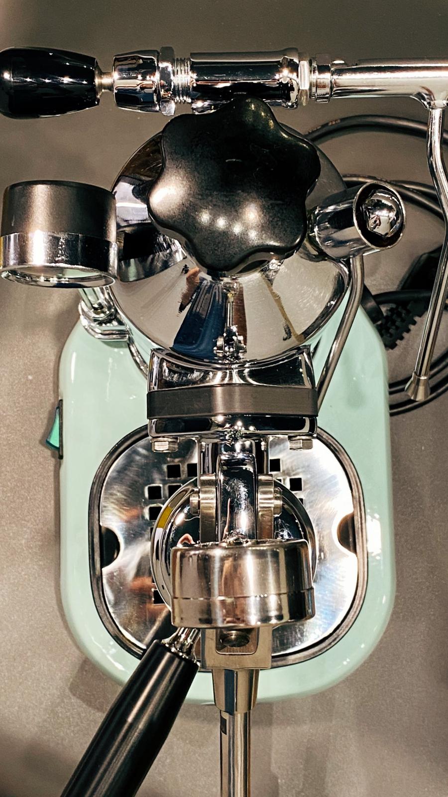 Restored La Pavoni Professional Post Mill APR 2007 model 110V